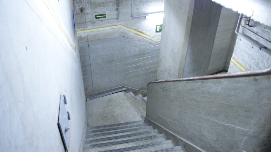 /images/bunker/themen/treppenhaus.JPG